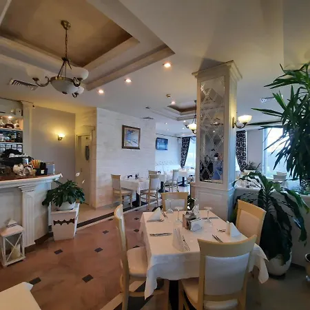 Private By The Sea With A Large Terrace In Hotel! Appartamento Pomorie