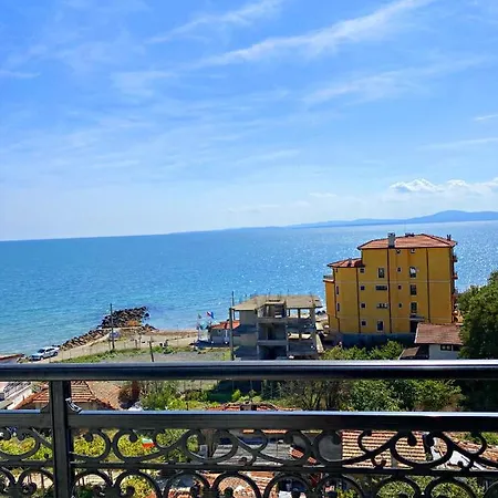 Appartamento Private By The Sea With A Large Terrace In Hotel! *