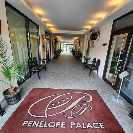 Private By The Sea With A Large Terrace In Hotel! Апартаменты *