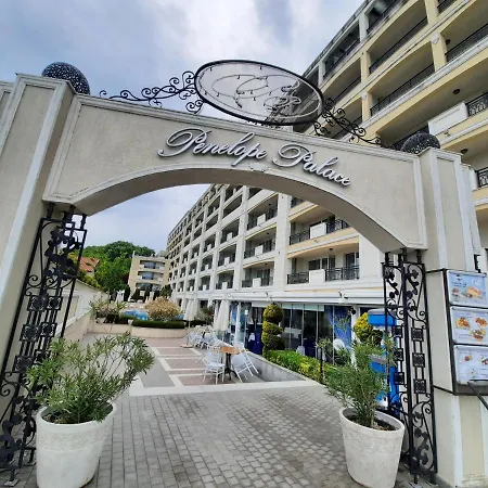 Апартаменты Private By The Sea With A Large Terrace In Hotel! Поморие