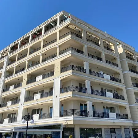 Apartman Private By The Sea With A Large Terrace In Hotel! *