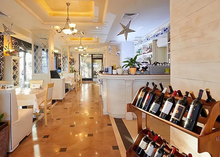 Private By The Sea With A Large Terrace In Hotel! *