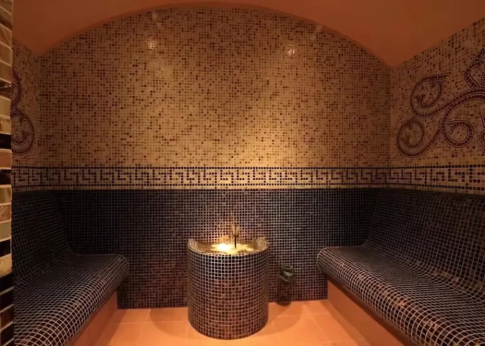 Private By The Sea With A Large Terrace In Hotel! 公寓 *