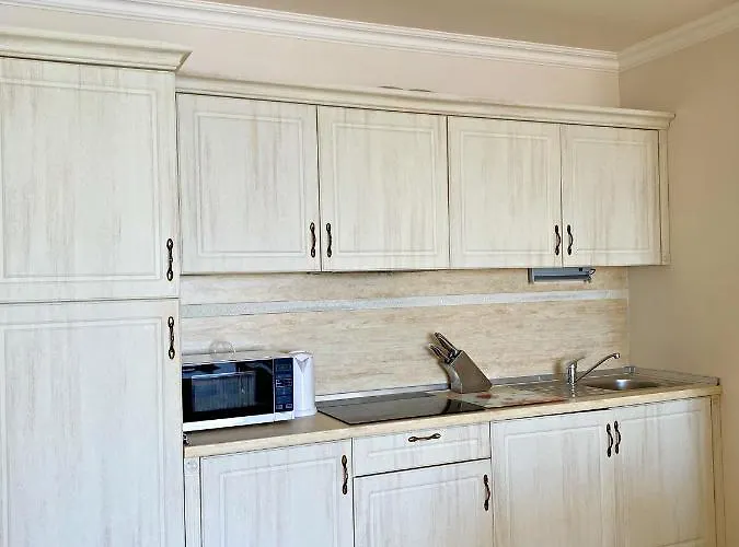 Private By The Sea With A Large Terrace In Hotel! 公寓